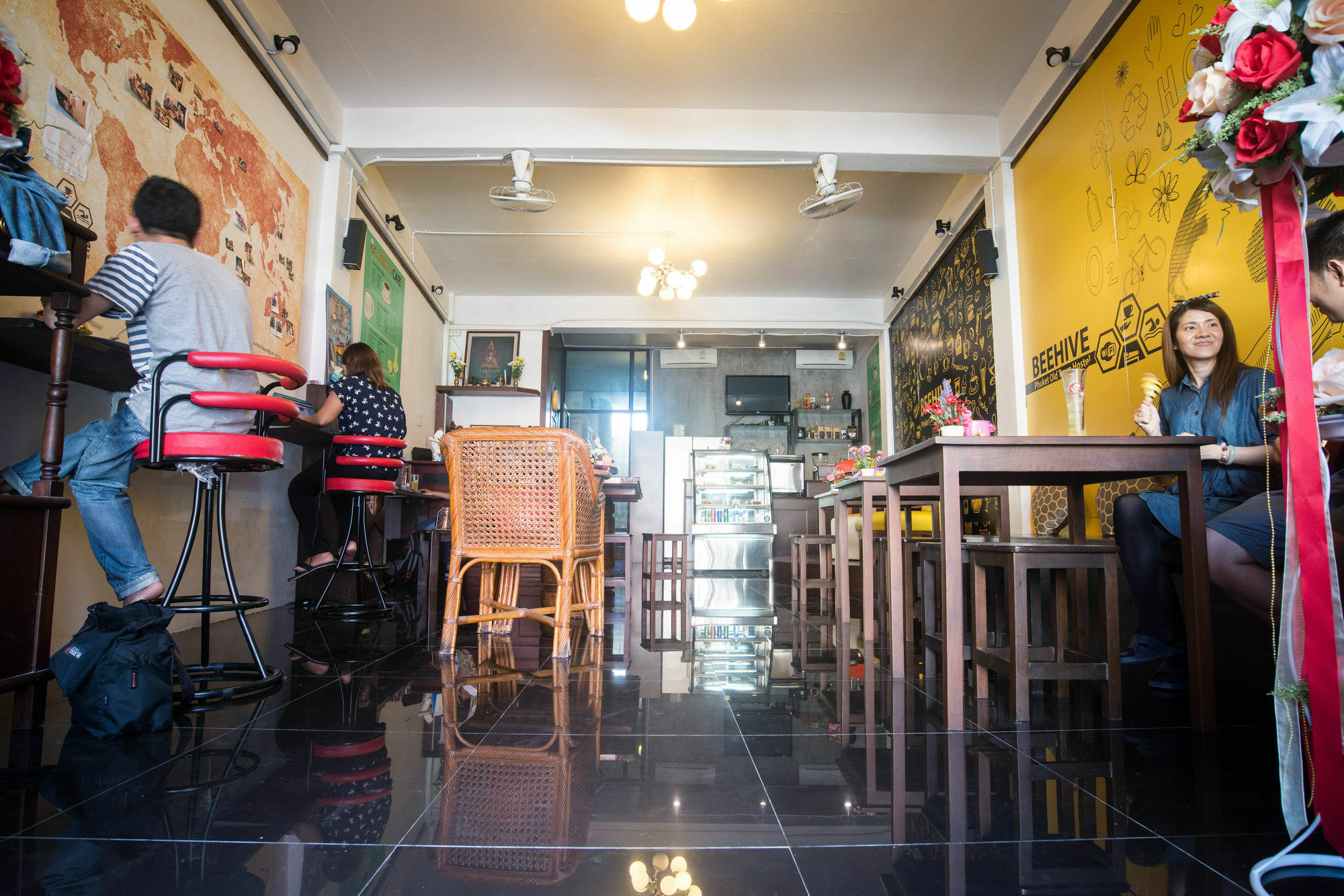 Beehive Phuket Old Town Hostel Exterior foto